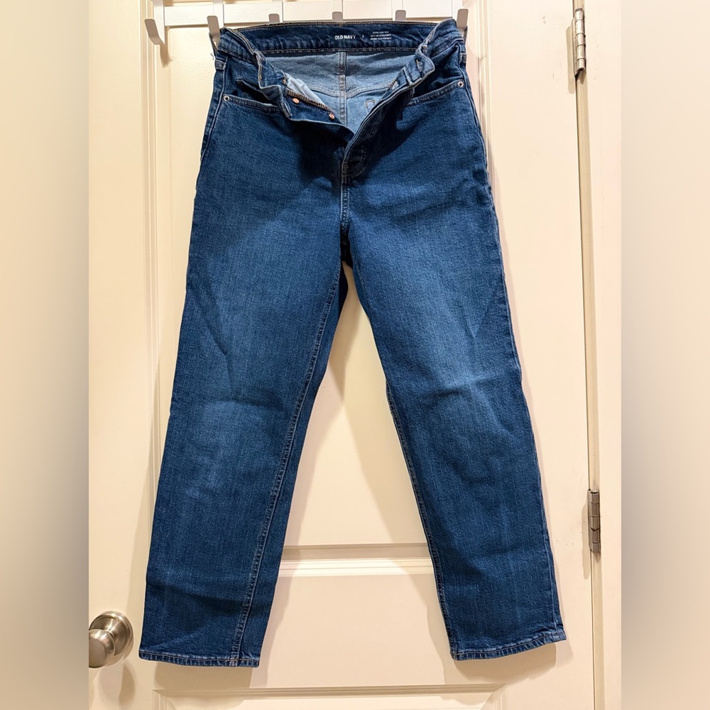 Old Navy Extra High Rise Sky-Hi Straight Jeans
